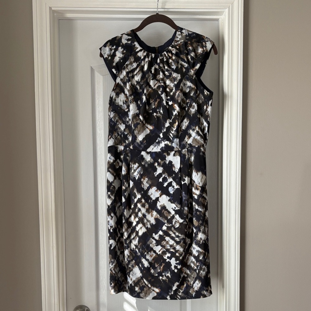 Ann Taylor Above Knee Classy Dress